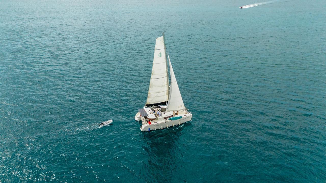 Private catamaran tour in Papagayo Bay